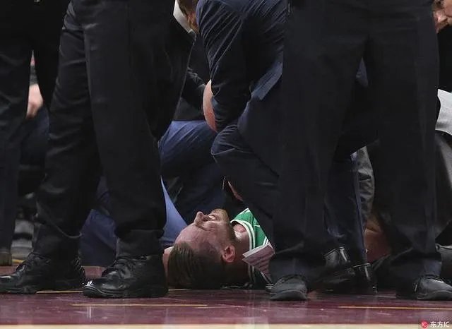 林书豪受伤离场，为何赛季伊始伤病这么多？