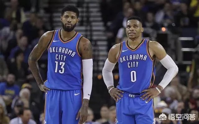 威少对阵热火狂摘18个篮板,如何看待他为了场均三双刷数据的行为?