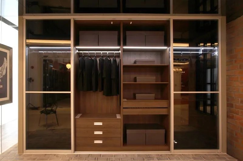 衣柜移门有哪些材质 衣柜移门选购技巧