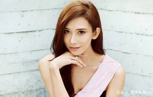 林志玲嫁小七岁日本老公，导演呼吁封杀她，是喜还是忧？