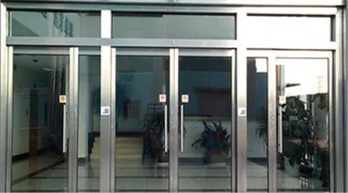 不锈钢玻璃门图片   如何选择不锈钢玻璃门