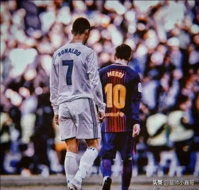 被球迷挑衅叫梅西，C罗摸裆回应，他会被追加处罚吗？