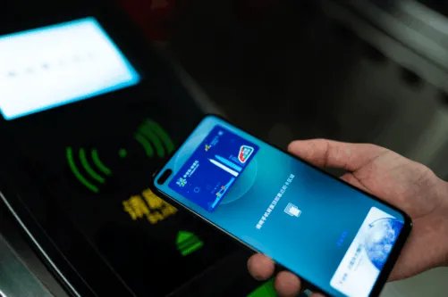 华为nova6 5G怎么样？一整天重度使用告诉你