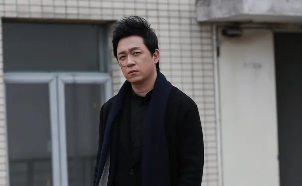 虽然说潘粤明的演技炉火纯青，为啥又能火一把？