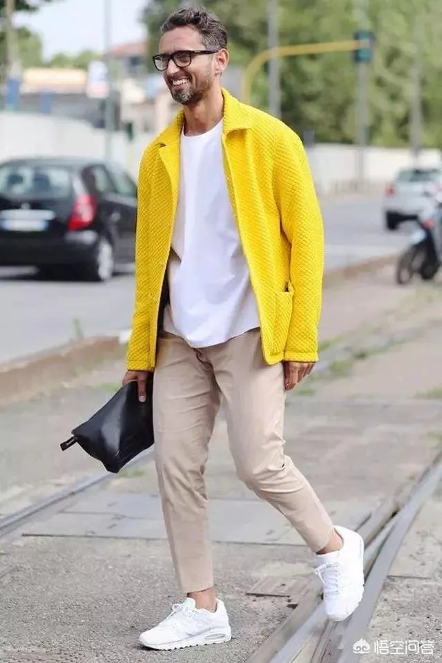 卡其裤怎么搭配技巧全解析？