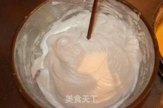 水果奶油蛋糕