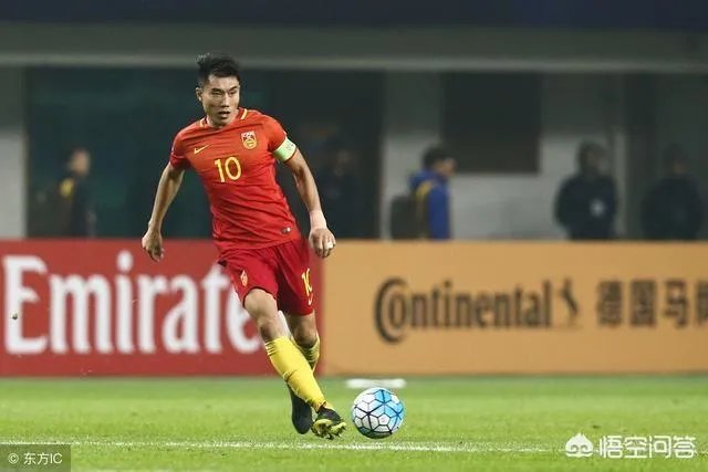 恒大38岁老将郑智送出世界级妙传，就连央视解说也被征服感叹！你怎么看？