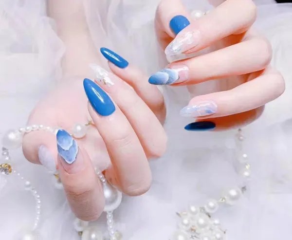 哪个美甲学校好？