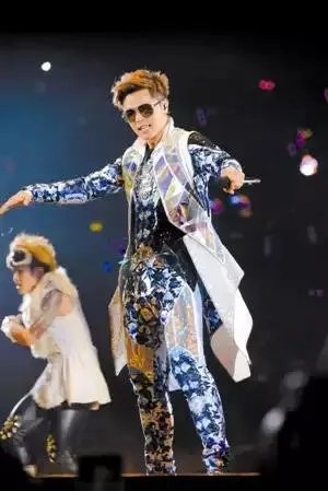 罗志祥为什么会有黑眼圈?