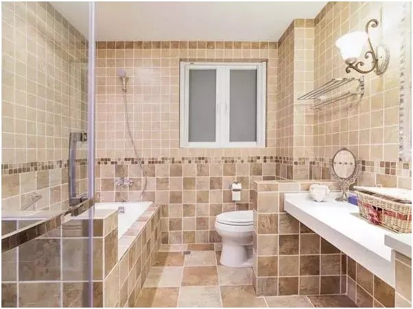 卫生间墙砖应该如何搭配?