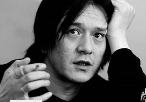 贾宏声周迅合影照曝光    疯狂年代的裸爱