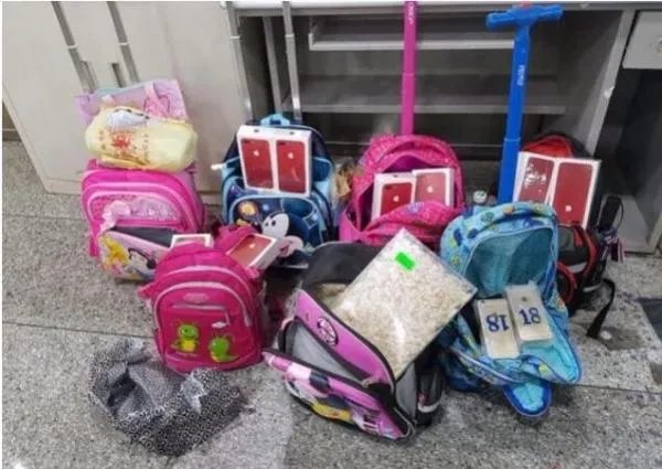 学童为什么藏手机跨境？