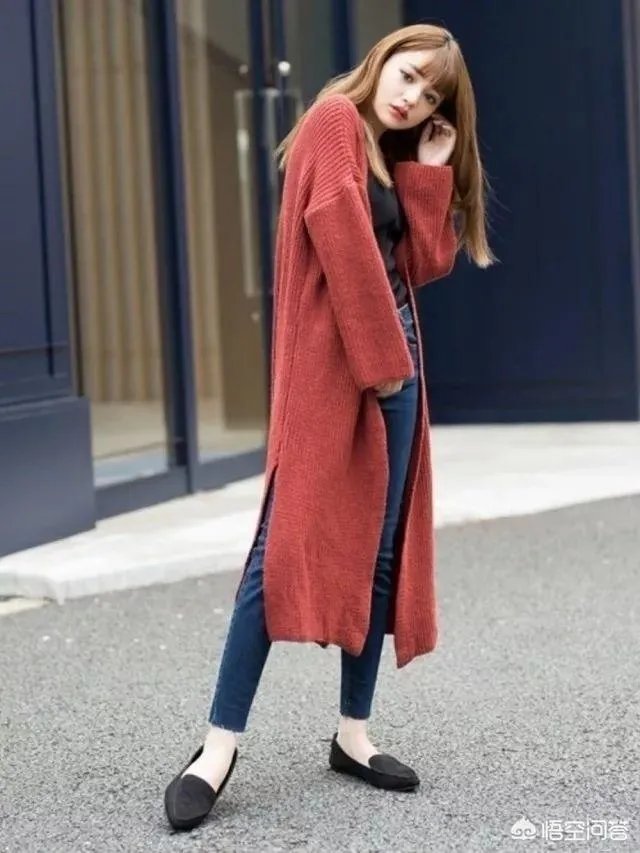 今年秋季比较流行什么样的外套呢？
