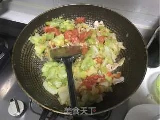 西红柿炒大头菜