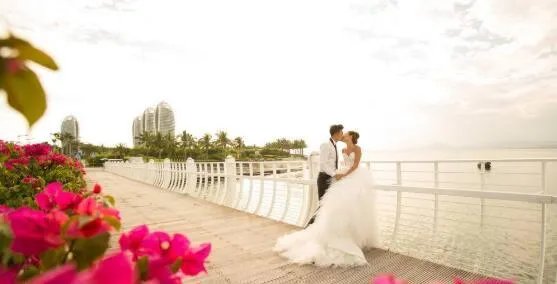 婚纱照几套衣服合适 婚沙照一般价位多少钱