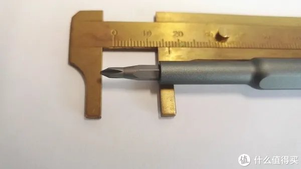 我的那些电动工具们 篇三十五：好用才是硬道理—小评手里在用的四款精修螺丝刀套装