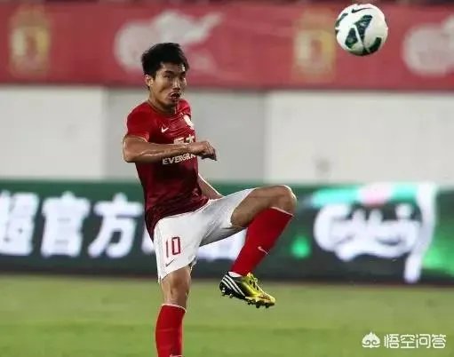 恒大38岁老将郑智送出世界级妙传，就连央视解说也被征服感叹！你怎么看？