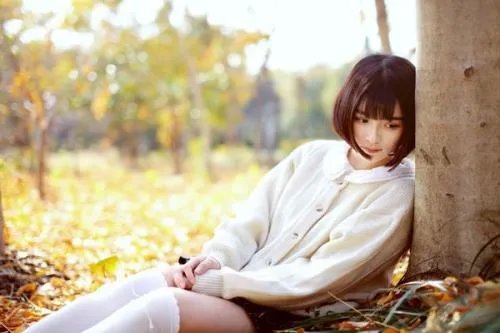 迪丽热巴玩宝宝滤镜可爱甜美，有个爱卖萌女朋友什么感受？