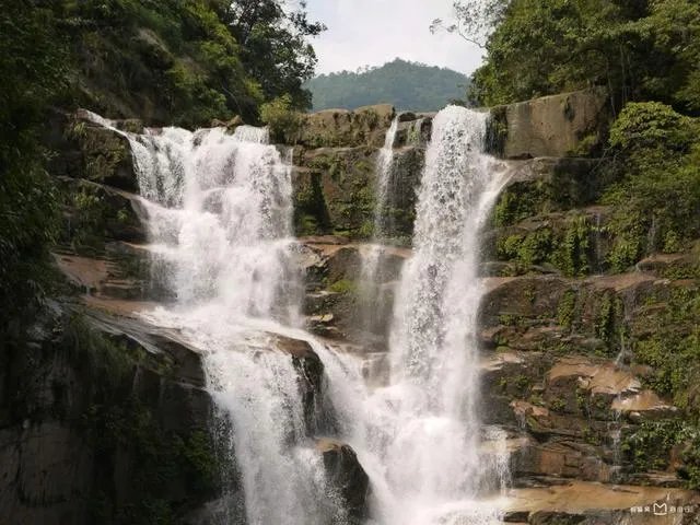 青龙大瀑布有什么景点?