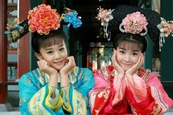 小燕子第一个孩子的名字有什么深意,乾隆最后才看懂?