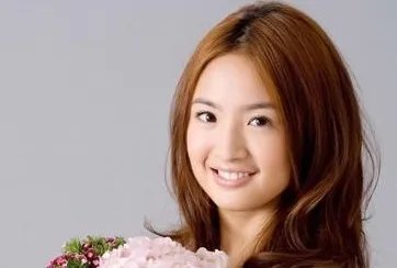 林依晨一直演少女感很强的剧，这是不是很限制她的戏路？