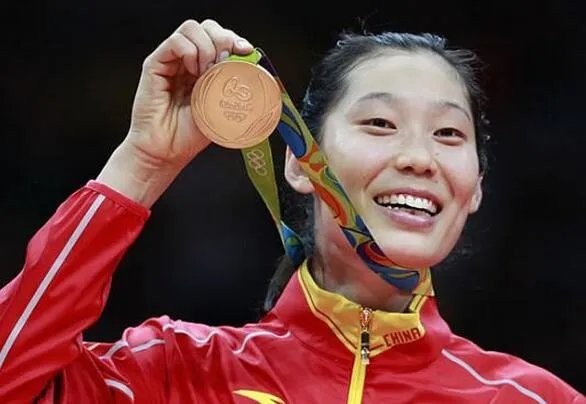 中国女排完胜韩国女排，单局打出25-4，世界顶级比赛中还有比这更悬殊的较量吗？