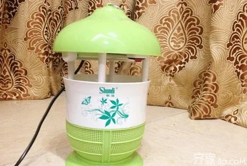 电子灭蚊器用法 让蚊子不再靠近你