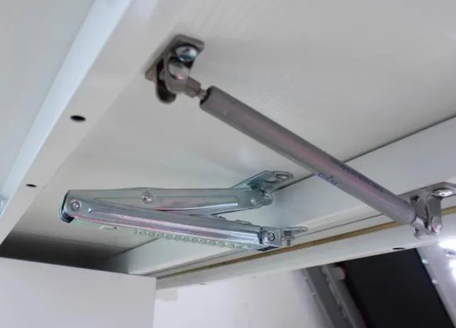 关门缓冲器如何调节