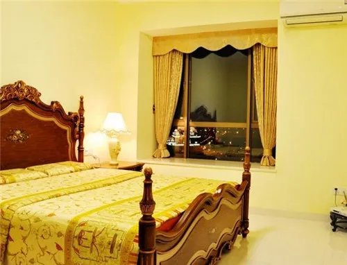 卧室飘窗窗帘装修效果图   为卧室增加一道靓丽风景