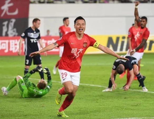 郜林发文告别恒大 十年珍贵记忆，这次真的说再见了