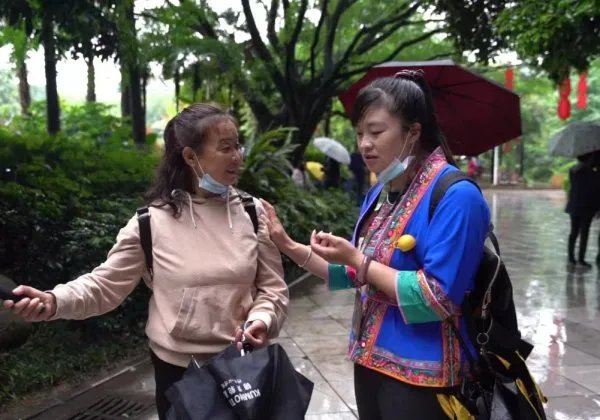 郑州自驾阿姨苏敏中秋回家后决定离婚，怎么看待她这一决定？