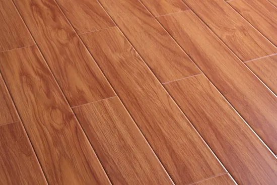 圣典地板怎么样 圣典地板价格是多少