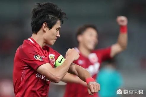 王燊超是中后卫？