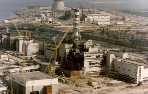 为什么会发生切尔诺贝利核电站爆炸？