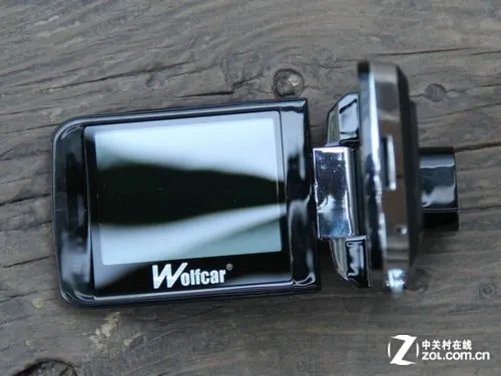 烤漆镀铬行车记录仪 沃能H99车上实测