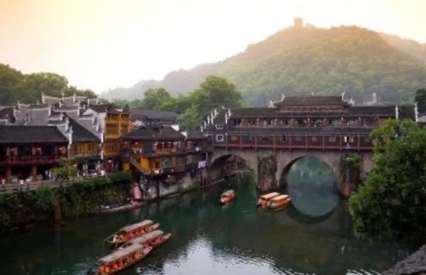 2017凤凰古城天气预报