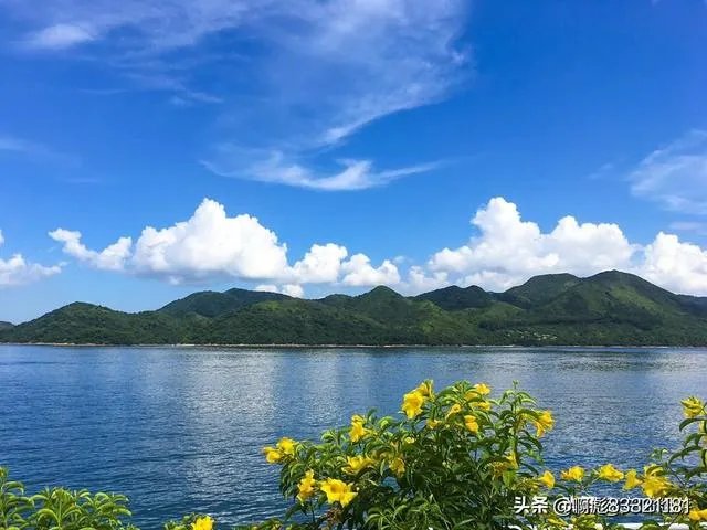 去海边玩都要带什么?