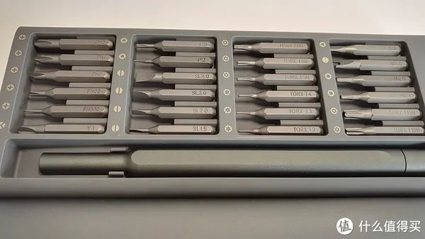 我的那些电动工具们 篇三十五：好用才是硬道理—小评手里在用的四款精修螺丝刀套装