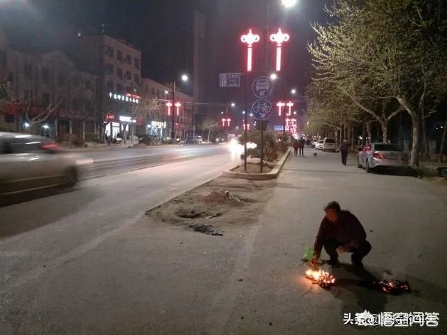 对于南京暂停清明现场祭扫活动你怎么看？
