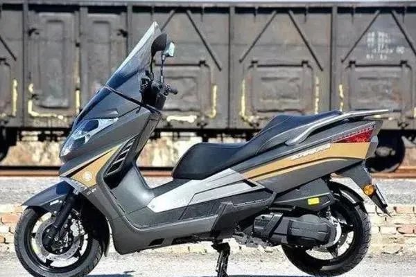 摩托车价格大全踏板摩托车多少钱一辆?