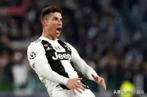 被球迷挑衅叫梅西，C罗摸裆回应，他会被追加处罚吗？