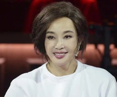 刘晓庆回老家探亲，她的家乡是哪里呢？