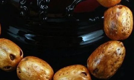 菩提子的种类及各种形态和功效