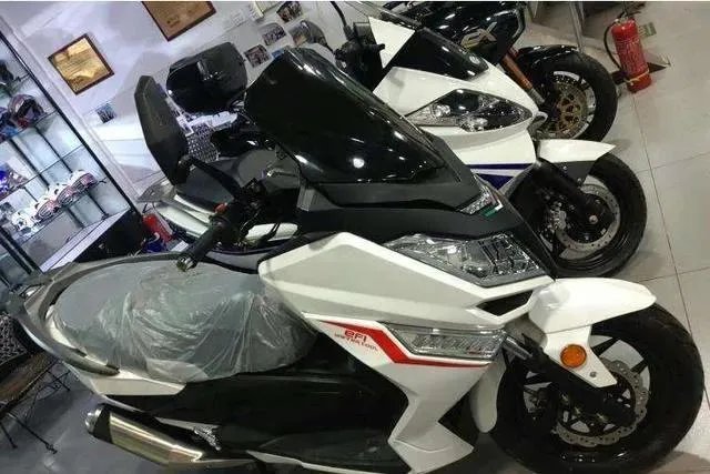 摩托车价格大全踏板摩托车多少钱一辆?