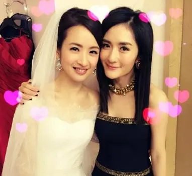 谢娜做手工娃娃赠好友，谢娜在圈中的人缘怎样？