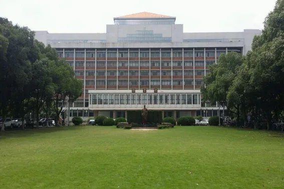 中国十大名校最新排名