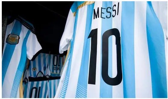 阿根廷10号球衣是谁的