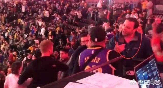 湖人和掘金常规赛后，一对湖人球迷跟主场球迷发生冲突，并且大打出手，你怎么看？