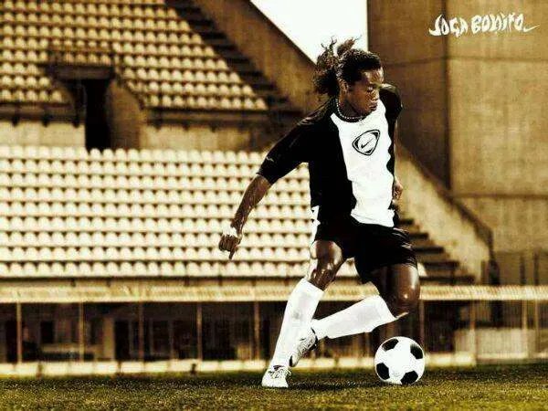 小罗怎么把自己玩废的,他退役那么早全是自己作的!