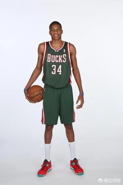 雷阿伦在哪个球队退役